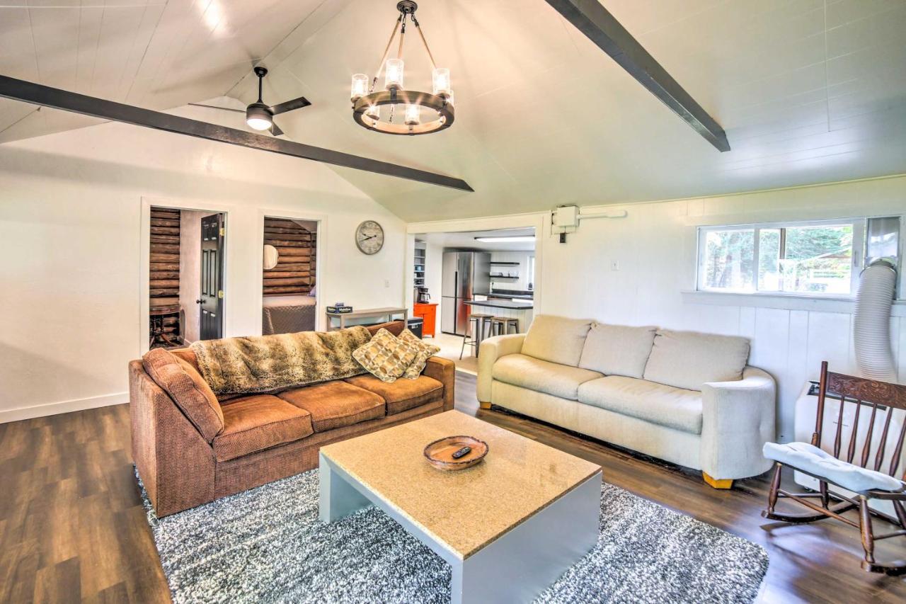 Crivitz Lakefront Escape With Boat Dock And Slip! Villa ภายนอก รูปภาพ